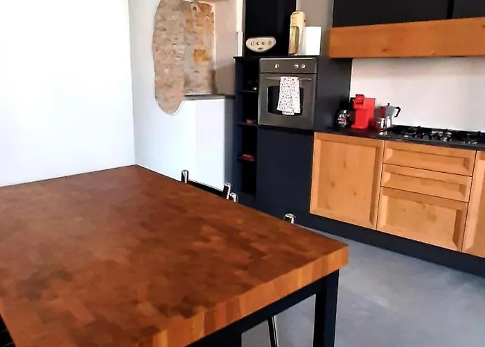 Saint Jack Luxury Apartment