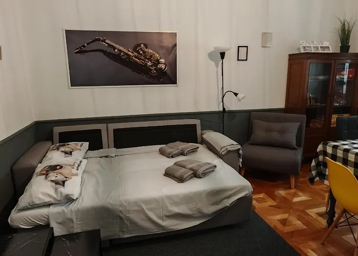 Saint Jack Luxury Apartment *