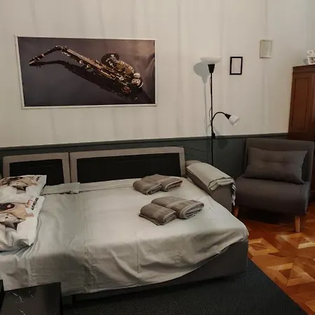 Saint Jack Luxury Apartament *