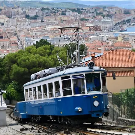 Saint Jack Luxury Apartament *